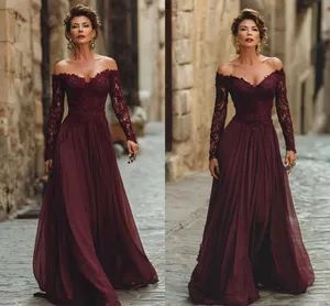 Burgundy Lace Mother of Bride Dress V-Neckline Bridal Wear Evening Dress B40 - Suzhou Leader Apparel Co., Ltd. - China