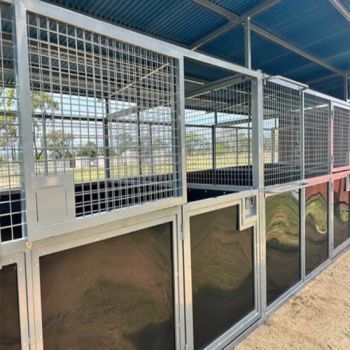 Factory Professional Customized Equestrian Equipment Heavy-Duty Horse Stables - Hejian Pufeite Metal Products Co., Ltd. - China