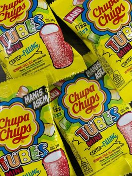 Chupa Chups Classic Lollipops Premium Quality Sweet Candy for Kids and Adults Fast Delivery Fresh Taste - PLANETE COMMERCE - France