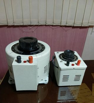 Single Phase and Three Phase Variable Auto Transformers Voltage 0 to 500 Volt Frame Type Hard Framed Cooling Type Air - Suraj Electricals - India