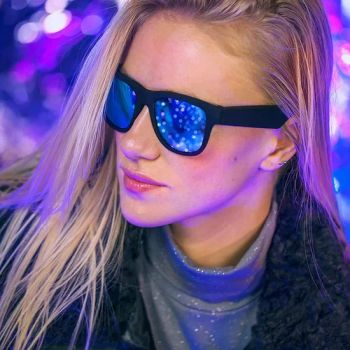 Smart Glasses Wireless Stereo Sport Sunglasses Speakers with Mic Driving Sunglasses - Shenzhen Lionstar Technology Co., Ltd. - China