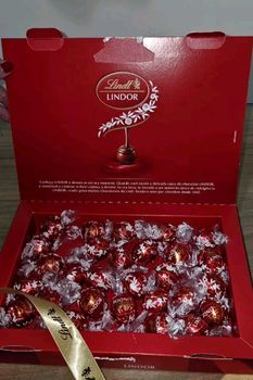 Exclusive Lindt Chocolate Gourmet Sweet Collection Rich Cocoa Flavor Excellent Quality Wholesale Price Premium Candy - PLANETE COMMERCE - France
