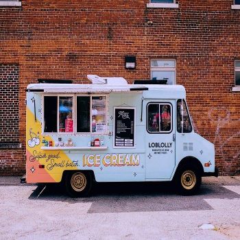 Commercial Ice Cream Food Truck With Modern Serving Counter For Mobile Dessert Sales - CPW TRADE LTD - United Kingdom
