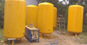 O2 Air Receivers Material MS Color Yellow Storage Volume 3000 L Material Grade IS 2062 Design Pressure 10 bar Tank Orientation - Universal Equipments - India