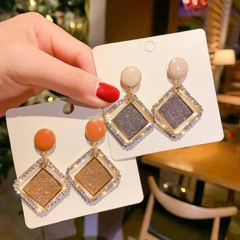 2023 New Fashion Crystal Geometric Square Dangle Earrings Glitter Crystal Statement Earrings - Skylark Network Co., Ltd - China