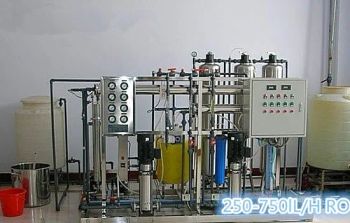 New RO Water Treatment Machine for Dialysis (250L/H) Origin China Trademark ANJUE Model NO. 250L/H Recovery Rate - Anjue Medical Equipment Co., Ltd. - China