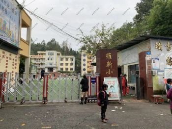Retractable Gates Aluminium Main Retractable Gate Designs Automatic Electric Main Gate Colors - Guangdong Qigong Industrial Group Co., Ltd. - China