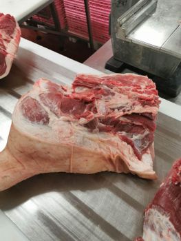 Frozen Pork Six Way Cut (Pork 6 cuts) Grade A+ Texture Fresh Form Six Way Cut Place of Origin USA Shelf Life 24 Months Packaging Type Frozen - S Foods - United States