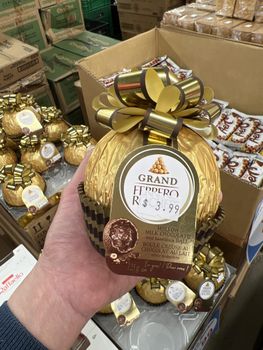 Premium Ferrero Grand Rocher Luxury Chocolate Gift Box Excellent Quality Sweet Treat for Special Events from PLANETE COMMERCE Premium Ferrero Grand Rocher Luxury Chocolate Gift Box Excellent Quality Sweet Treat for Special Events - PLANETE COMMERCE - France