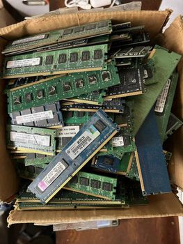 Cheap Trimmed Gold Ram Finger Scrap For Gold Recovery/Quality CPU gold pins Ceramic CPU Scrap - CPW TRADE LTD - United Kingdom