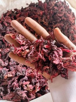 Dried Hibiscus Flowers (Hibiscus sabdariffa) Whole dried calyces (flower petals) Max Moisture: 5% Purity: 99% Max With Full Shape Petals Flowers $2,200 - DOWOL COMMODITIES LTD - Nigeria