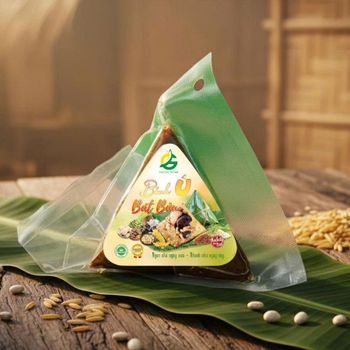 Vietnamese vegetarian sticky rice cake Weight (kg) 0.135 Place of Origin Vietnam Freezing Temperature -25 Preservation Temperature -18 - Công ty TNHH Thương Mại Xuất Nhập Khẩu Tân Gia Thành - Vietnam