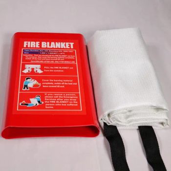Outdoor Emergency Fireproof Extinguisher Insulation Fiberglass Fire Blankets - Taizhou Zhongsheng Glass Fiber Products Co., Ltd. - China