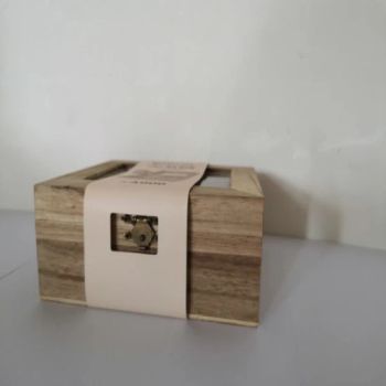 Wooden Packaging Box Wooden Storage Box with Acrylic Transparent Window - CAO COUNTY DAWANG ARTS AND CRAFTS CO., LTD. - China