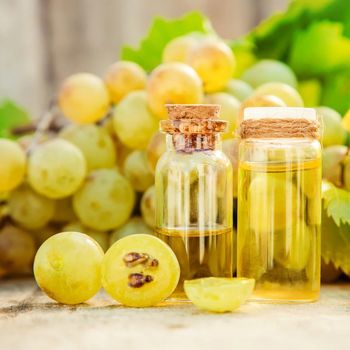 High Quality Grapeseed Oil Manufacturer Refined Food Grade Cooking Oil Bulk Wholesale Export Ready - agroturaspzoo - Poland
