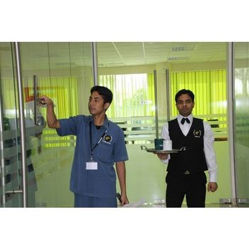 Office Boy Service - Shree Shine N Shine Services - India
