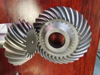 Spiral Bevel Gear Cutting Machine Origin China Voltage 380V CNC or Not CNC Trademark MLTOR Certification CE HS Code - ZHONGSHAN MLTOR CNC TECHNOLOGY CO., LTD - China