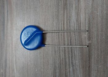 120 V Aluminium MOV, For Power, Through Hole Terminals 2 Voltage 120 V Material Aluminium Color Blue And Silver Voltage Rating 3.15 MFD - Riddhi Siddhi Enterprises - India
