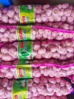 Ready-to-Ship Fresh Garlic 4.5-7cm OEM Labeling from Shanghai Hemi Supply Chain Technology Co., LTD Ready-to-Ship Fresh Garlic 4.5-7cm OEM Labeling - Shanghai Hemi Supply Chain Technology Co., LTD - China