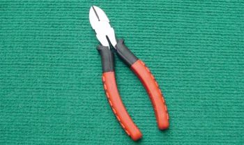 Heavy Duty Chrome-Vanadium Steel Snips Flush Cut Wire Cutters Side Cutting Diagonal Pliers for Electrical Crafting - Shaoxing Jiutai Imp. & Exp. Co., Ltd. - China