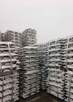 ALUMINIUM INGOT A7 - jmb management - Germany