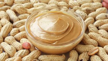 Peanut butter Packaging bottle Origin Uzbekistan Type butter , oil Flavor Rich, Creamy Production Year 2025 Manufacturer Uzbekistan - Freeze Dried Fruit LTD - Uzbekistan