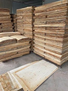 Eucalyptus core veneer from Vietnam Material Eucalyptus Grade 90%A-10%B, AA, B Place of Origin - QHD International Trading - Vietnam
