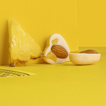 Bulk Snack White Compound Chocolate Bar with Pineapple Yogurt Flavor, Nuts and Dried Fruits OEM Factory Supply - LEGENDARY VIETNAM COMPANY LIMITED - Vietnam