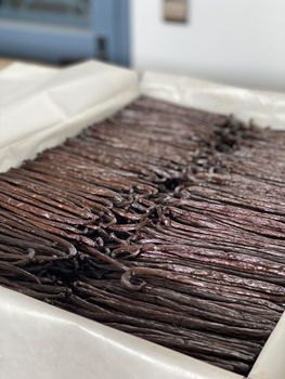 Madagascar Vanilla Beans - Newport Beach Company Inc. - United States