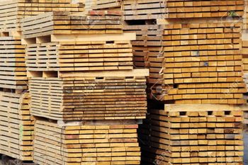 Economical Spruce Lumber Boards for Construction and Packaging Use - Mutlu Et Mustafa - France