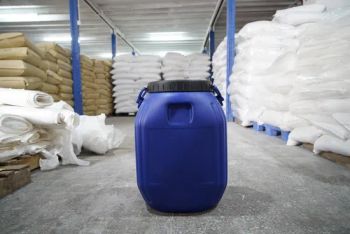 Premium Acrylic Resin Adhesive for Holiday Snow Crafts - Changzhou Runyi New Material Import&Export Co., Ltd - China