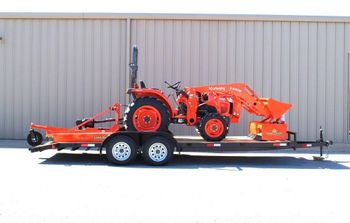 Kubota L2502HST Farm Tractor with Powerful Diesel Engine Grade A Pre-Owned Yes - MASI TRADING GMBH - Germany