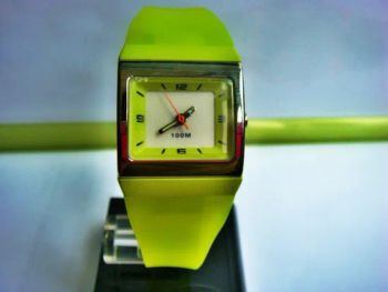 New Green Desk Clocks - Jinjiang Jiaxing Import and Export Co., Ltd. - China