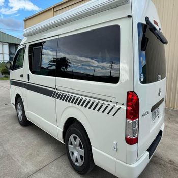 Efficient 2022 Hiace Left Hand Drive Diesel Van Manual Transmission Euro 4 Emission Standard 11-20 Seats from Smart Agri GmbH Efficient 2022 Hiace Left Hand Drive Diesel Van Manual Transmission Euro 4 Emission Standard 11-20 Seats - Smart Agri GmbH - Germany