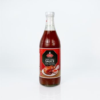 Sweet Chilli Sauce for Chicken | Food Grade | Madame Wong | 700 ML. - Noble Marketing - Thailand