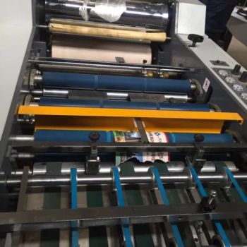Semi Automatic Lamination Machinery Origin China Power 220V/50Hz Motor Power 1.5kw Packaging Cartons Overall Weigh 1.2t Glue Type White Glue - ZHEJIANG CHINAWORLD MACHINERY CO., LTD. - China