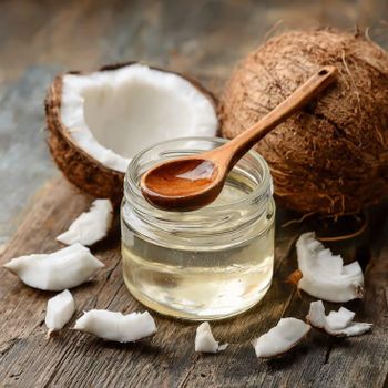 Wholesale High Quality 100% Natural Refined Fractionated Bulk Pure Virgin Coconut Oil 99.99% Purity - CPW TRADE LTD - United Kingdom