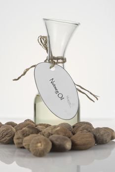 NUTMEG OIL - MIGNON SISTA INTERNATIONAL - Global