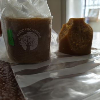 Conventional Beeswax - BACKBONE AGRICULTURE TANZANIA LIMITED - Kenya