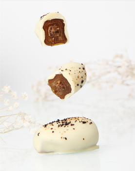 Stuffed / Covered Deglet Nour Dates from TAZART Stuffed / Covered Deglet Nour Dates - TAZART - Tunisia