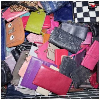 A11-2 Used Wallets Bales Second Hand Purse for Women and Men with All Kind of Sizes High Quality Purse Leather Wallets - Sichuan Yidaiyi Road Trade Co., Ltd. - China