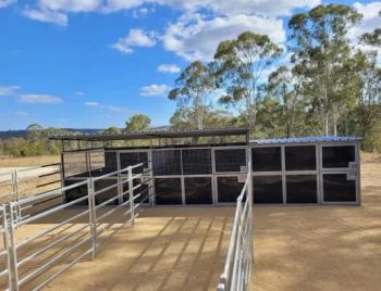 China Portable Horse Stable Outdoor Horse Barn for Sale MOQ 12 Sets Trademark XM Origin China HS Code 73089000 Model NO. - Anping County Xiangming Wire Mesh Products Co., Ltd. - China