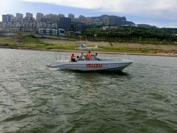 28FT Fiberglass Luxury Yatchs Fishing Yacht High Quality Made in China for Sale - Chongqing Jingsui Cruise Manufacturing Co., Ltd. - China