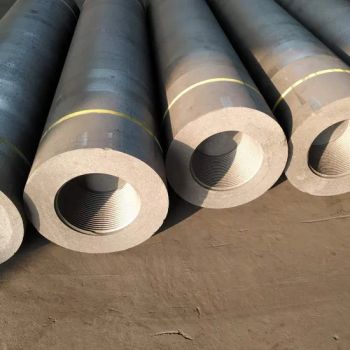 High Quality UHP600~700mm Graphite Electrodes Price Grade RP Trademark YJ Composition C HS Code 85451100 Property - Linyi Yanjun Carbon Material Co., Ltd. - China