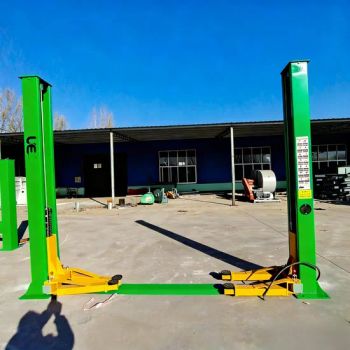 3.5 Ton Two Post Vehicle Lift for Professional Mechanics and Car Service Centers 3.5 T 4 T 4.5 T 5 T 5.5 T Auto Lift Car Hoist Lift Truck Auto Lift Vehicle Lift - East Intelligent Technology (Jinan) Co., Ltd. - China