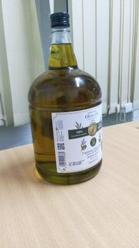 Olive oil Origin Tunisia Packaging Sizes 5 Liter, 1 Liter, 750 Ml, 500 Ml, 250 - New System company  - Tunisia