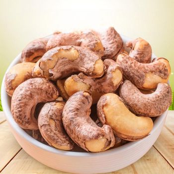 Premium Purple Skin Cashews Manufacturer Direct Supply Food Processing Raw Material Low Price Bulk Wholesale - EcoRoma GmbH - Germany