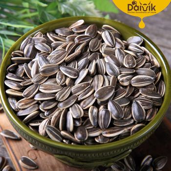 Organic Sunflower Seeds from DAEWKAEW PANTAMANG Co., Ltd Organic Sunflower Seeds - DAEWKAEW PANTAMANG Co., Ltd - Thailand