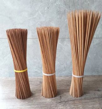 Disposable Barbecue Bamboo Sticks Cotton Candy Bamboo Skewers - Guangzhou Baoyizi Bamboo Company LTd. - China