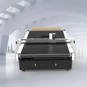 Automatic Feeding Leather Footwear/Gloves CNC Cutting Machine by Oscillating Knife - Shandong YuChen CNC Co., Ltd. - China